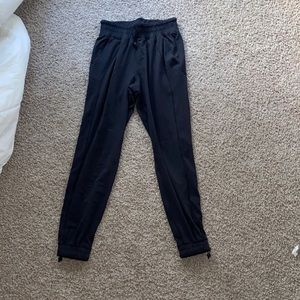 Lululemon joggers